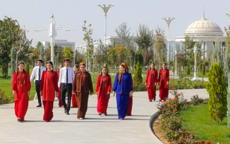 GUŞA GANAT GEREK, YNSANA – YLHAM